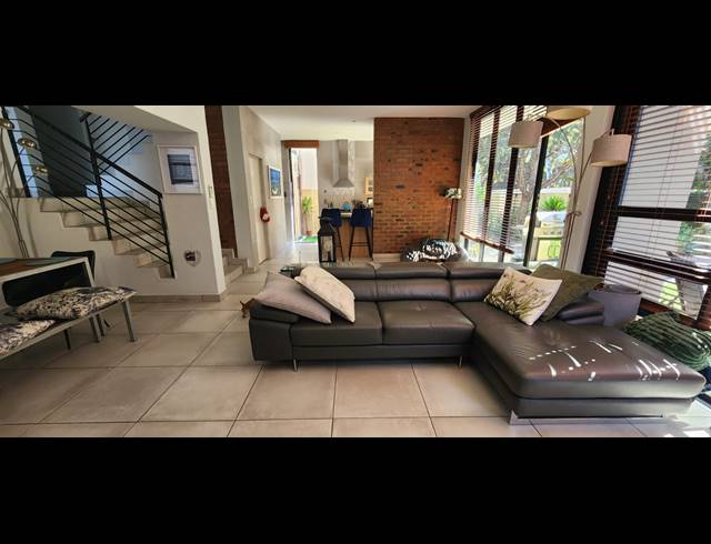 3 BEDROOM CLUSTER FOR SALE IN NORTH RIDING